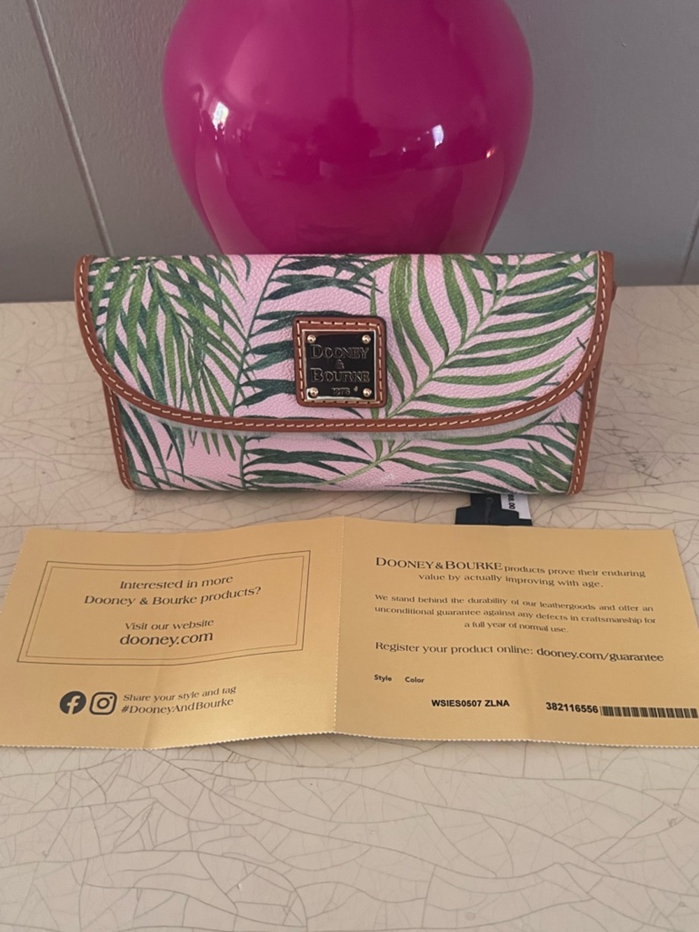 NEW Dooney & Bourke Tropical Spring Continental Clutch - Picture 2 of 7